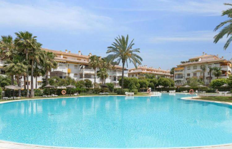 Lovely Apartment In Dama De Noche Marbella Exterior photo