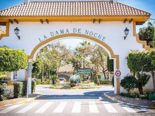 Lovely Apartment In Dama De Noche Marbella Exterior photo
